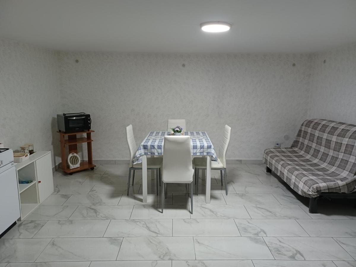Апартаменты Casa Tetyana Неаполь Экстерьер фото